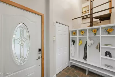 92 Ridge Ave, Pittsfield, MA 01201 - Photo 3