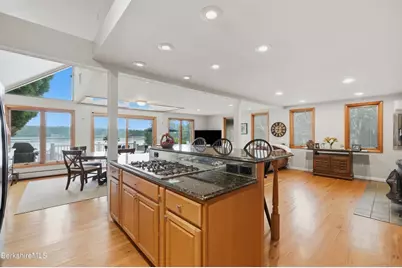 92 Ridge Ave, Pittsfield, MA 01201 - Photo 5