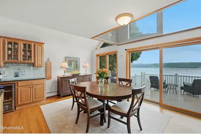 92 Ridge Ave, Pittsfield, MA 01201 - Photo 7