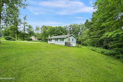 732 Main St, Becket, MA 01223 - Photo 3