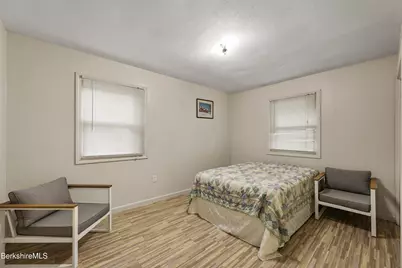 732 Main St, Becket, MA 01223 - Photo 23