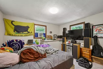 732 Main St, Becket, MA 01223 - Photo 27