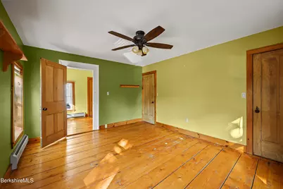 10 Summer St, Adams, MA 01220 - Photo 39