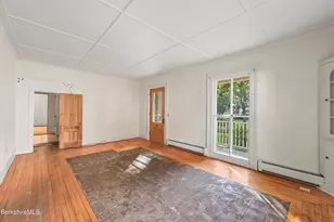 10 Summer St, Adams, MA 01220 - Photo 21