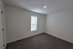 395 Cheshire Rd, Pittsfield, MA 01201 - Photo 9