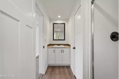 395 Cheshire Rd #111, Pittsfield, MA 01201 - Photo 25