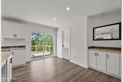 395 Cheshire Rd #111, Pittsfield, MA 01201 - Photo 17