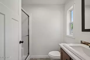 395 Cheshire Rd, Pittsfield, MA 01201 - Photo 9