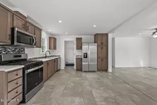 395 Cheshire Rd, Pittsfield, MA 01201 - Photo 3