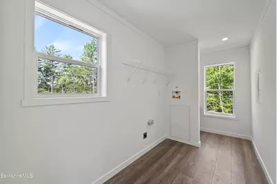 395 Cheshire Rd #122, Pittsfield, MA 01201 - Photo 19