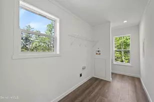 395 Cheshire Rd, Pittsfield, MA 01201 - Photo 19