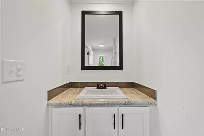 395 Cheshire Rd #122, Pittsfield, MA 01201 - Photo 25