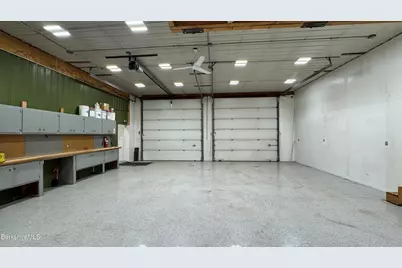 110 Union St, North Adams, MA 01247 - Photo 9