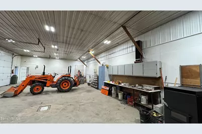 110 Union St, North Adams, MA 01247 - Photo 5