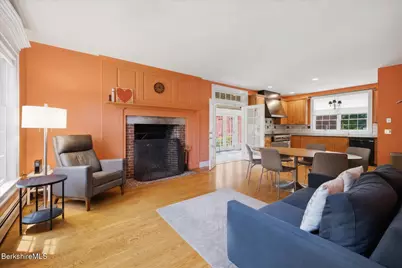 365 Oblong Rd, Williamstown, MA 01267 - Photo 17
