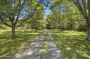 365 Oblong Rd, Williamstown, MA 01267 - Photo 3
