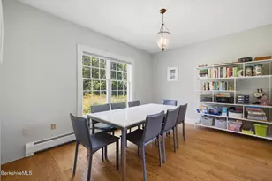 365 Oblong Rd, Williamstown, MA 01267 - Photo 9