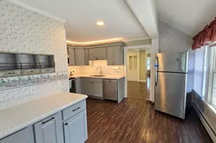4 Albert St, Adams, MA 01220 - Photo 5