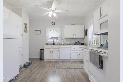 55 Fuller St, Lee, MA 01238 - Photo 15
