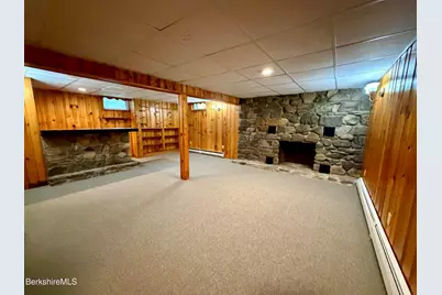 747 Pecks Rd, Pittsfield, MA 01201 - Photo 29