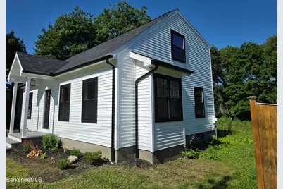 747 Pecks Rd, Pittsfield, MA 01201 - Photo 3