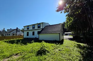 747 Pecks Rd, Pittsfield, MA 01201 - Photo 37