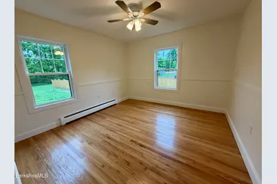 747 Pecks Rd, Pittsfield, MA 01201 - Photo 17