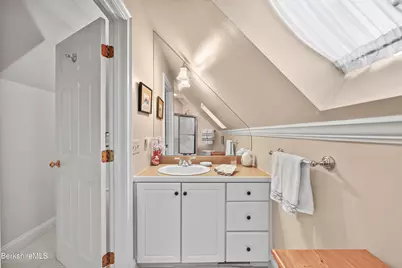 18 North St, Blandford, MA 01008 - Photo 31