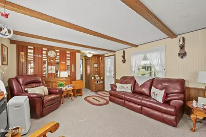 1 Lakewood Cir, Pittsfield, MA 01201 - Photo 9