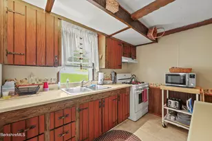 1 Lakewood Cir, Pittsfield, MA 01201 - Photo 11