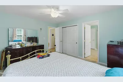 70 Franklin St, Dalton, MA 01226 - Photo 23