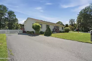 70 Franklin St, Dalton, MA 01226 - Photo 3