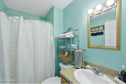 70 Franklin St, Dalton, MA 01226 - Photo 33