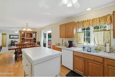 70 Franklin St, Dalton, MA 01226 - Photo 5