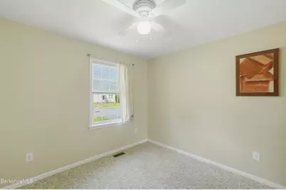 70 Franklin St, Dalton, MA 01226 - Photo 27