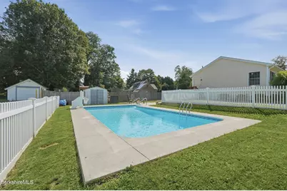 70 Franklin St, Dalton, MA 01226 - Photo 43