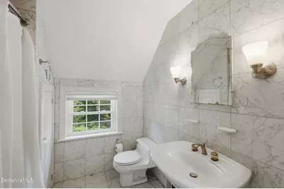 147 Patricia Ave, Dalton, MA 01226 - Photo 23