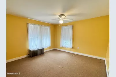29 Nelson St, North Adams, MA 01247 - Photo 9