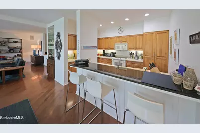 19 Hawthorne Rd #CB B-1, Stockbridge, MA 01262 - Photo 15
