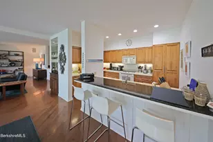 19 Hawthorne Rd, Stockbridge, MA 01262 - Photo 15