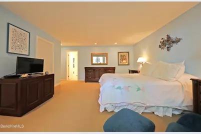 19 Hawthorne Rd #CB B-1, Stockbridge, MA 01262 - Photo 37