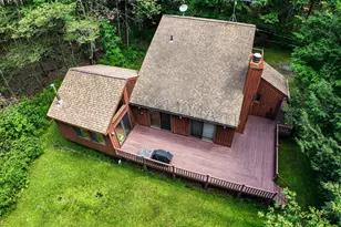 12 Bayberry Dr, Becket, MA 01223 - Photo 3