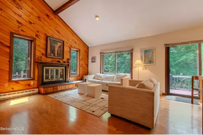 12 Bayberry Dr, Becket, MA 01223 - Photo 15