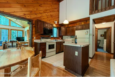 12 Bayberry Dr, Becket, MA 01223 - Photo 17