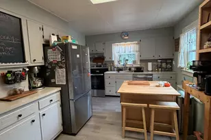 98 Bryan St, Pittsfield, MA 01201 - Photo 3