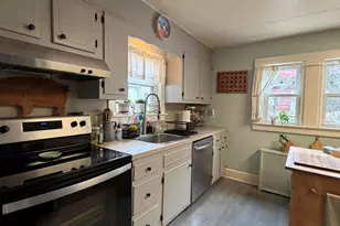 98 Bryan St, Pittsfield, MA 01201 - Photo 5