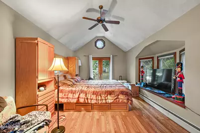 530 Church St, North Adams, MA 01247 - Photo 17