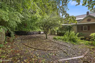 530 Church St, North Adams, MA 01247 - Photo 5