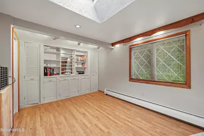 530 Church St, North Adams, MA 01247 - Photo 15