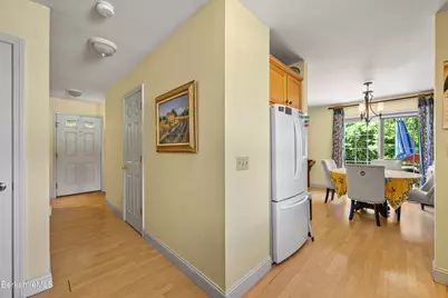 25 Valentine Ln, Lee, MA 01238 - Photo 13
